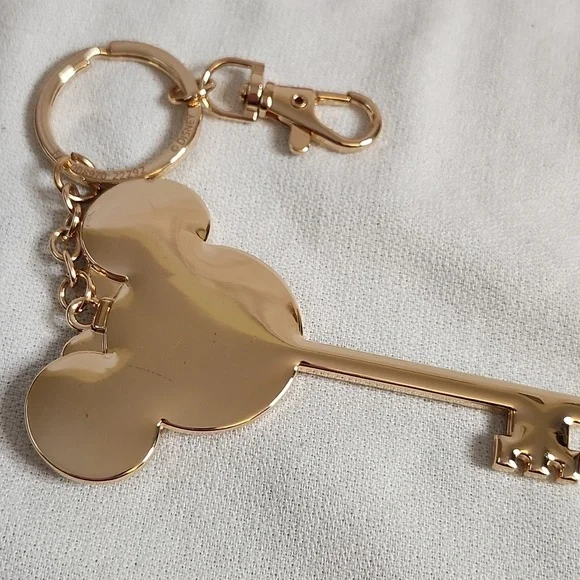 Disney 2024  Snowglobe Ears, Loungefly Stitch Wallet &  Jewel Keychain Key - Picture 8 of 17